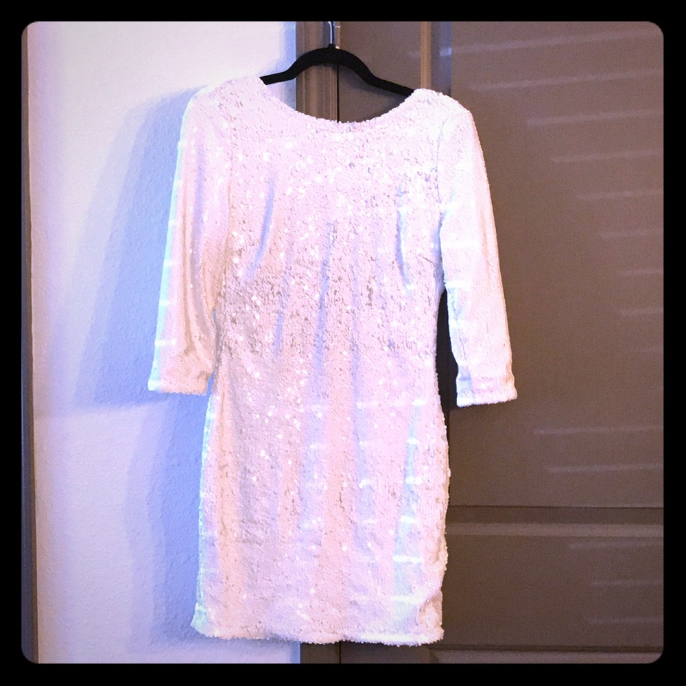 Perfect backless TOBI white sequin dress!